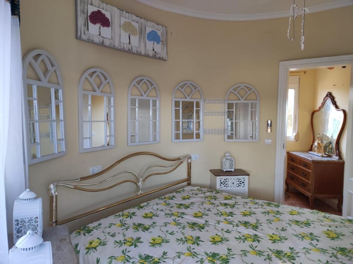 Chateau Angelique Villa Montroy Eksteriør billede